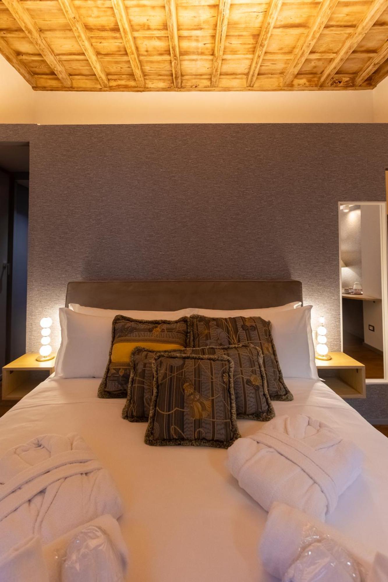 Fontana Di Trevi Roma Luxury Suite Kültér fotó